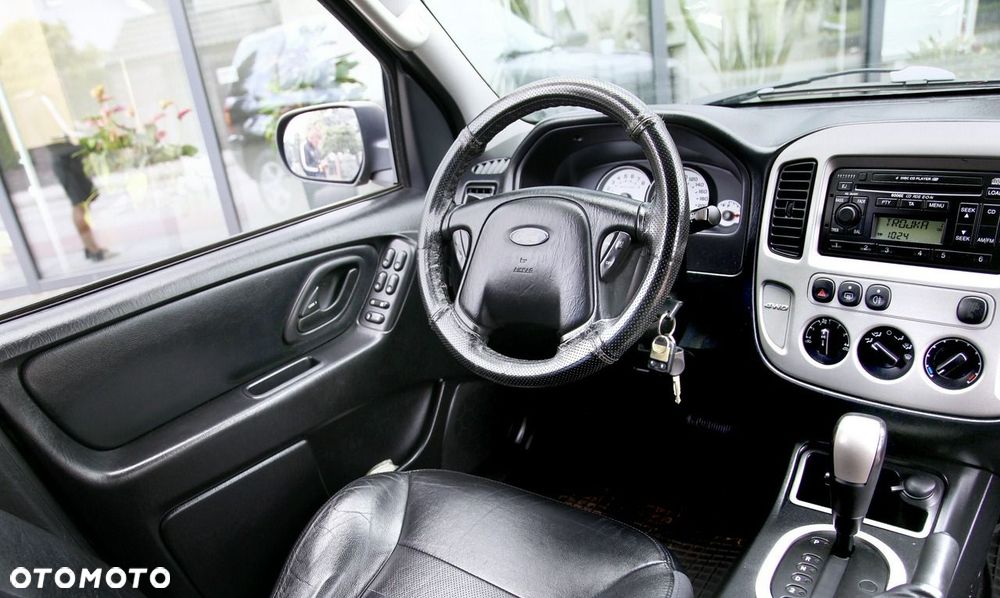 Ford Maverick - 13
