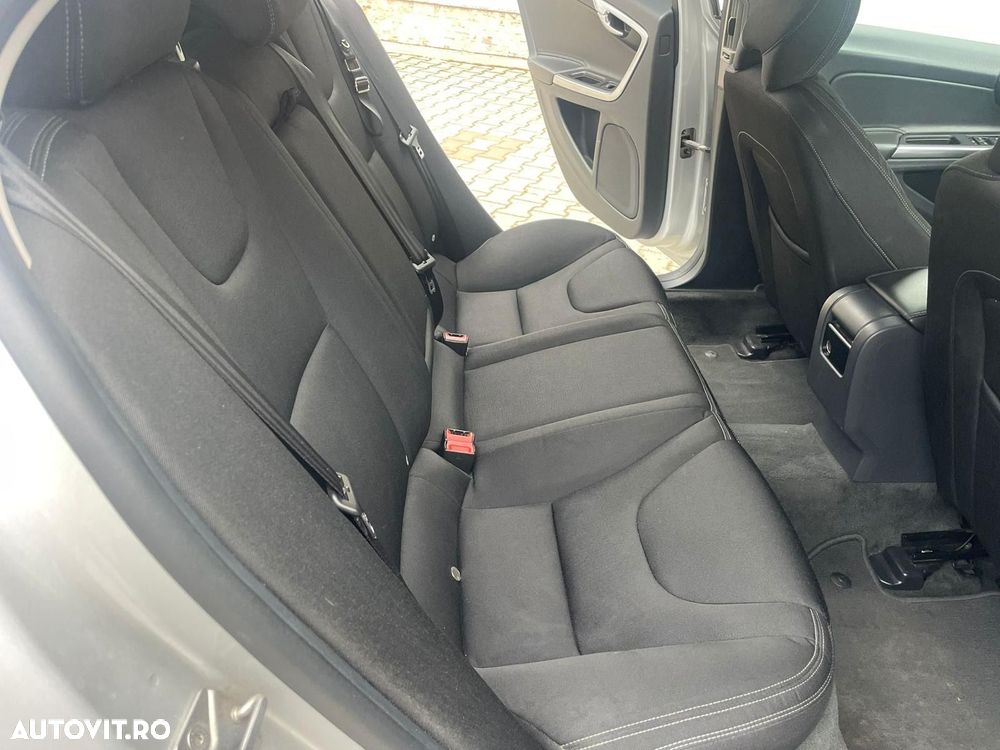 Volvo S60 D3 Geartronic Linje Business - 13