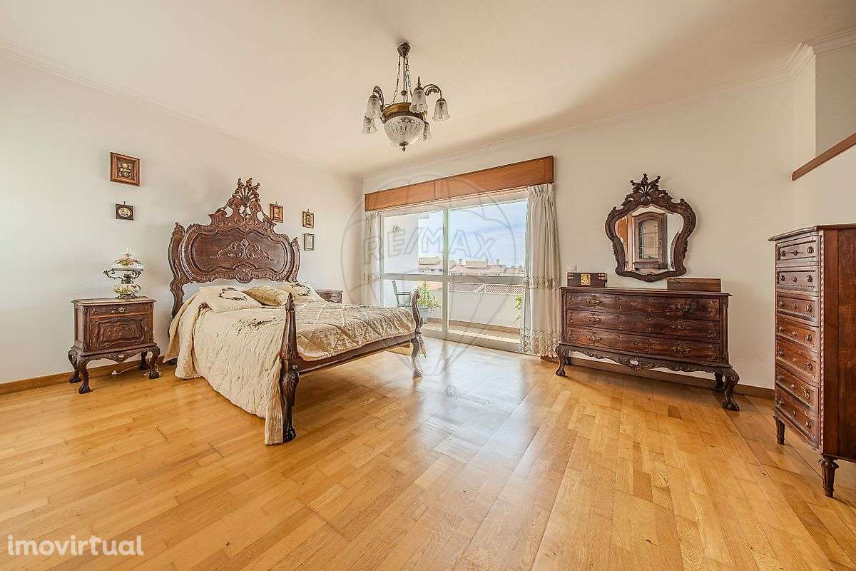 Moradia T4 para venda - Grande imagem: 2/49