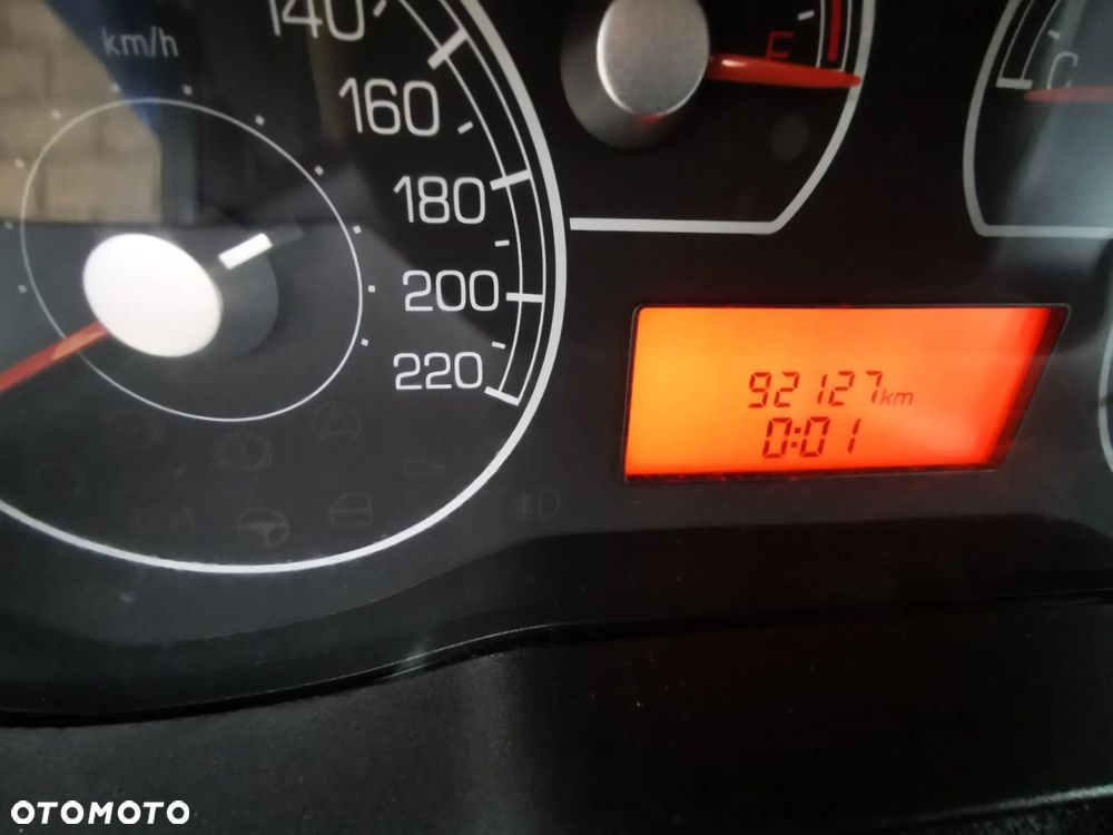 Fiat Grande Punto 1.4 8V Dualogic Dynamic - 18