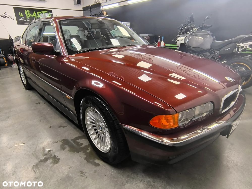 BMW Seria 7 - 2