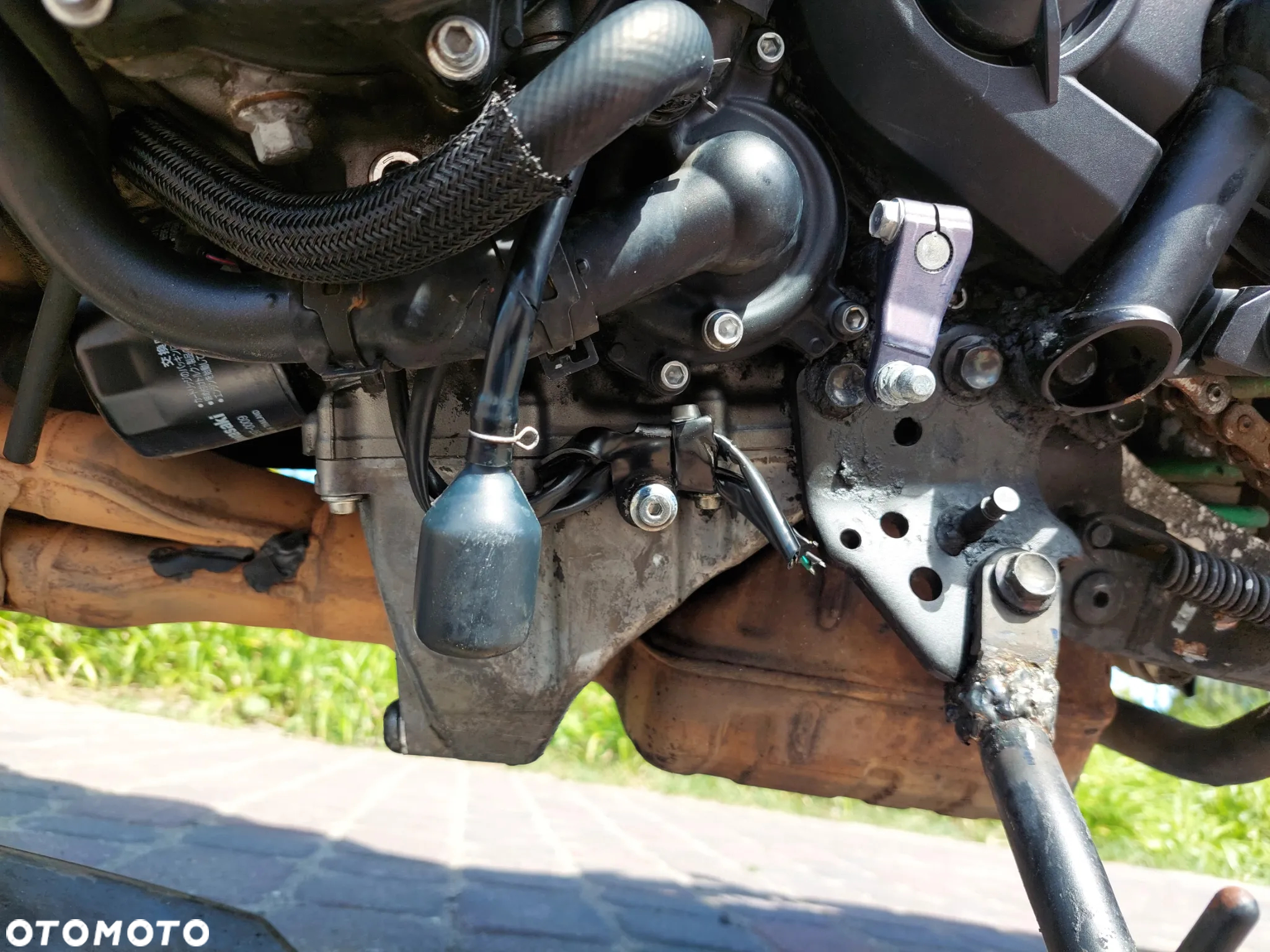Kawasaki Ninja H2 SX - 11