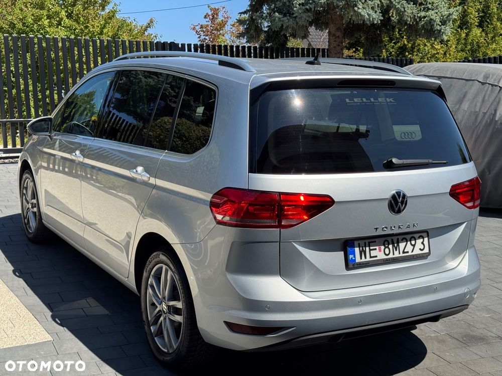 Volkswagen Touran - 6