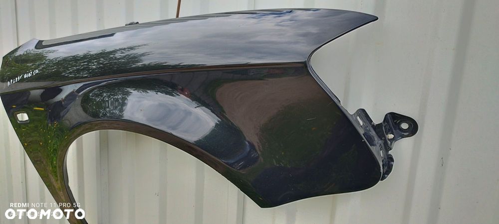 Błotnik Prawy Przód LŻ9Y Audi A4 B7 1.9 Sedan 2007 rok Części Blask Gołdap - 2