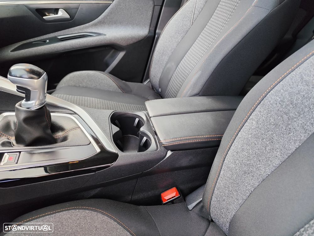 Peugeot 3008 1.5 BlueHDi Active - 17