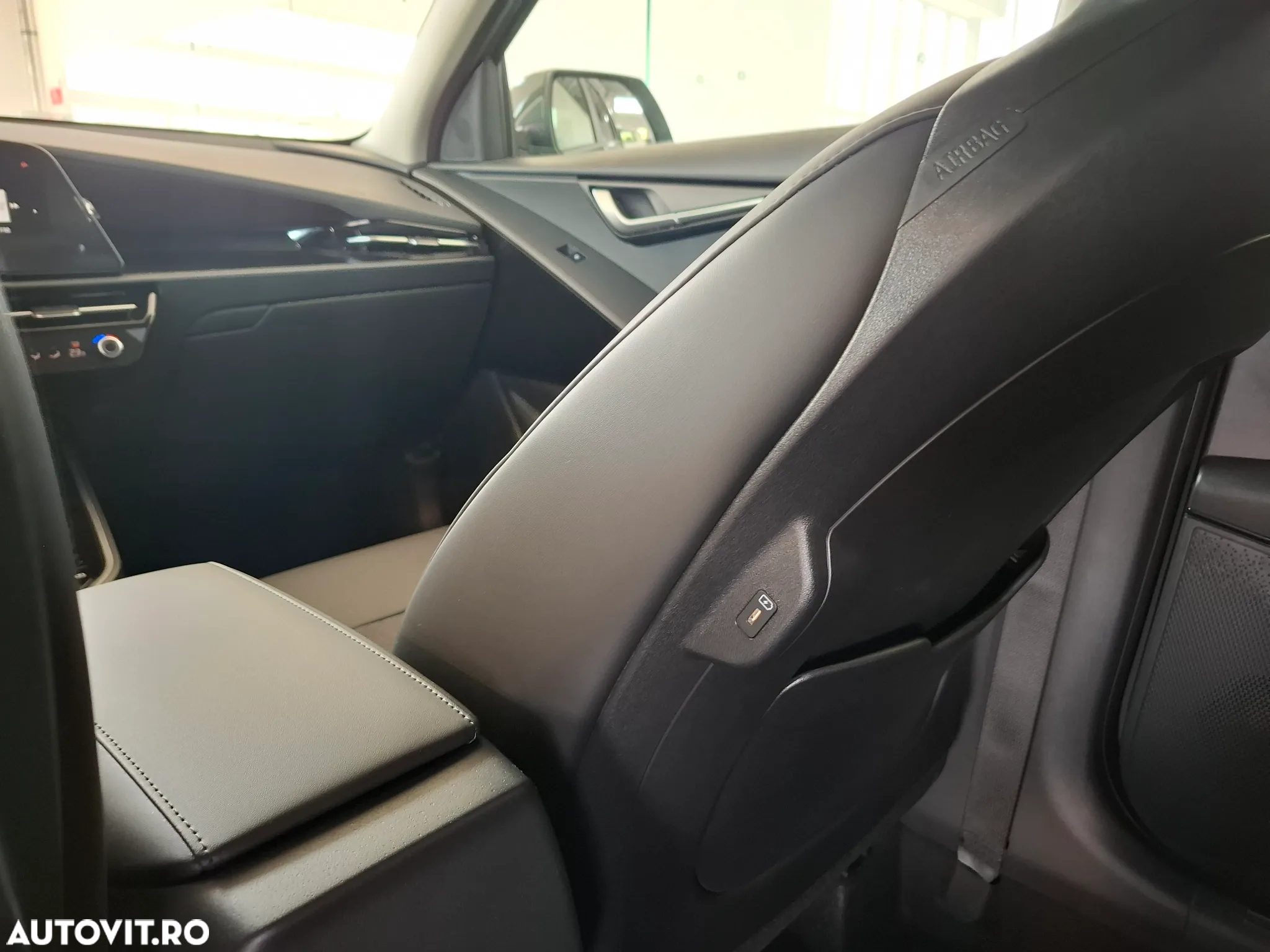 Kia Niro 1.6 GDI 6DCT HEV Classic - 30