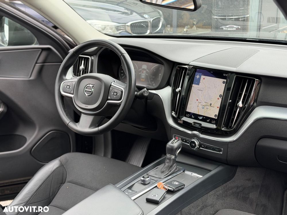 Volvo XC 60 D4 AWD Momentum - 6