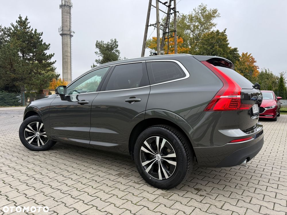 Volvo XC 60 B4 B Geartronic Momentum Pro - 8