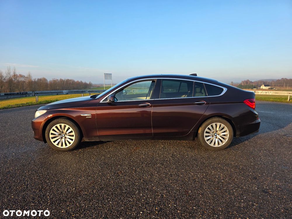 BMW 5GT - 9