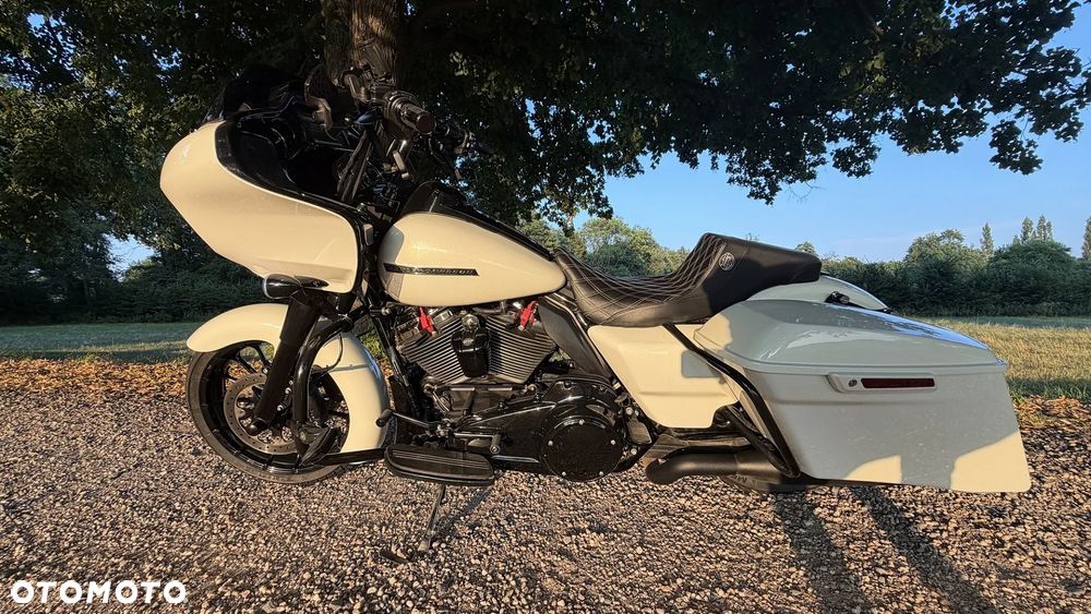 Harley-Davidson Touring Road Glide - 7