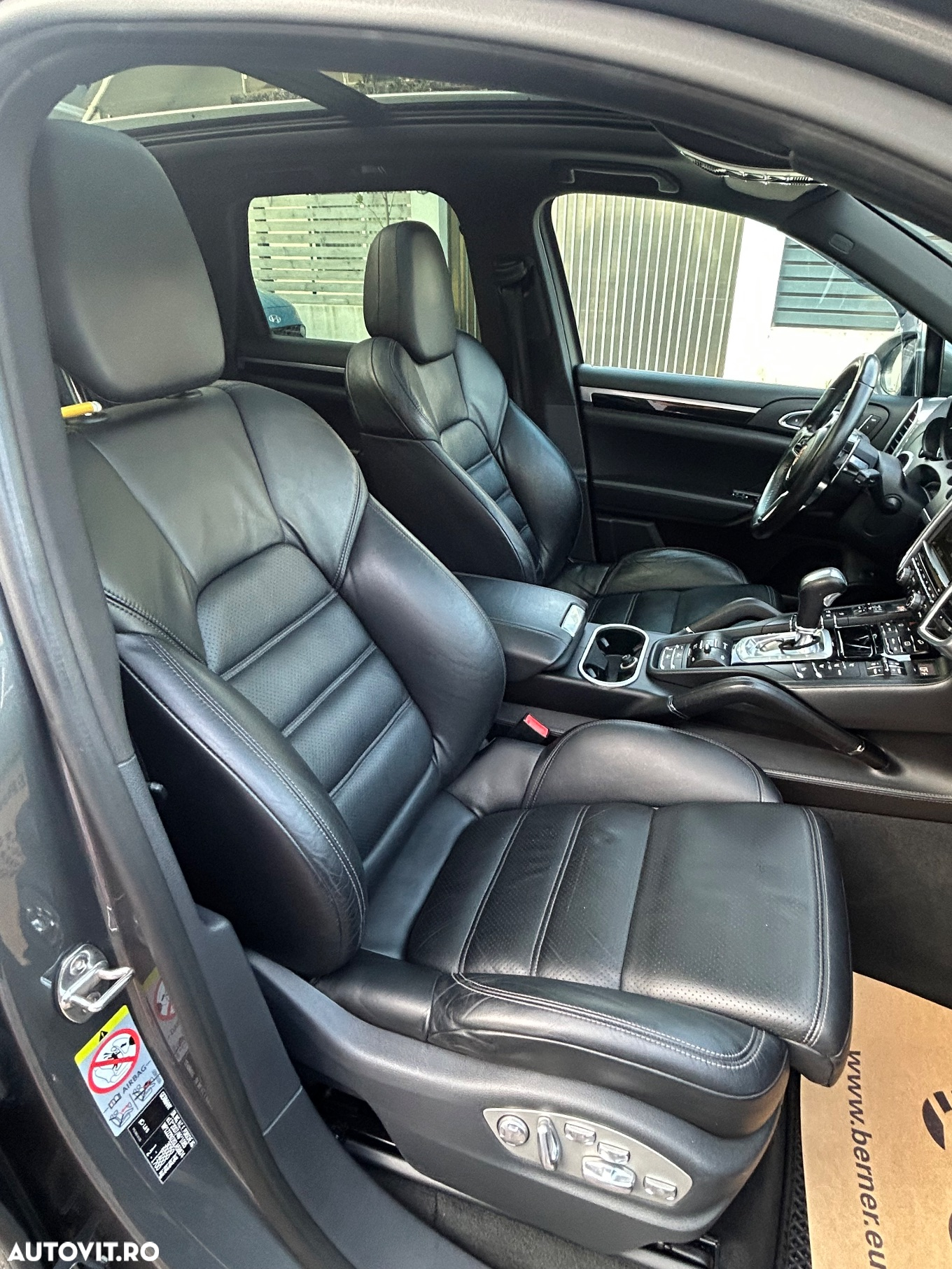 Porsche Cayenne S E-Hybrid Platinum Edition - 34