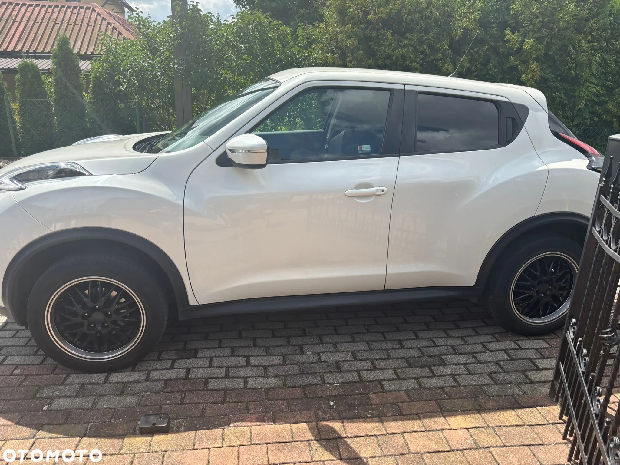 Nissan Juke 1.2 DIG-T N-Connecta EU6 - 8