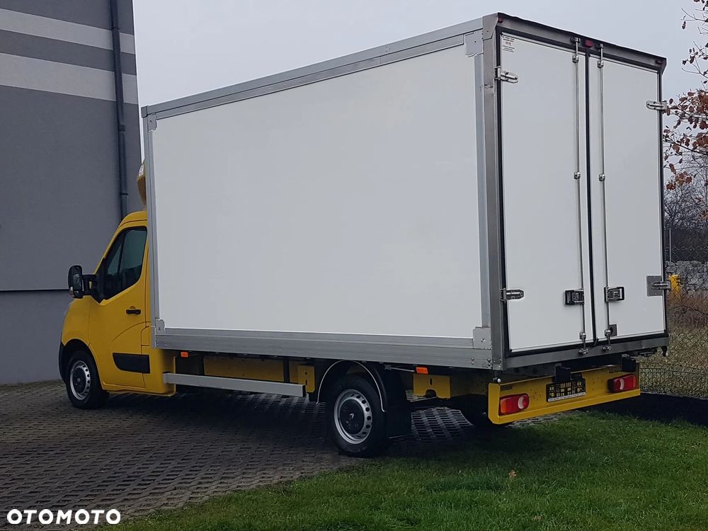 Renault MASTER KONTENER 8EP 4,21x2,23x2,22 KLIMA MANUAL KRAJOWY 6-BIEGÓW - 3