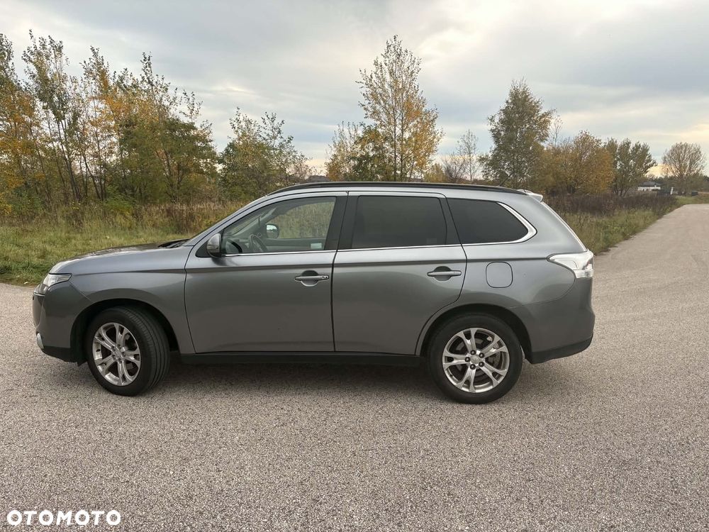 Mitsubishi Outlander - 6