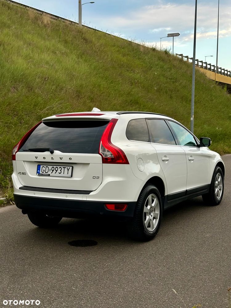Volvo XC 60 D3 Momentum - 16