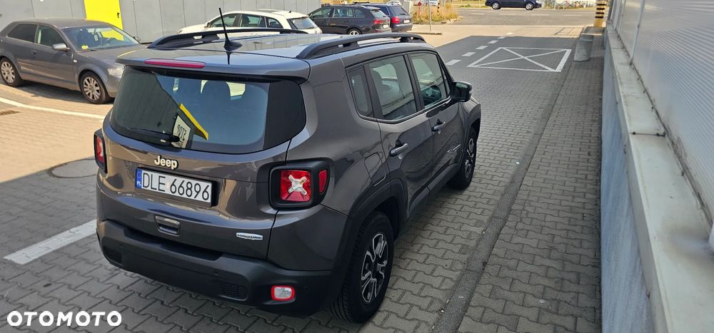 Jeep Renegade 1.6 MultiJet DSG Longitude - 5