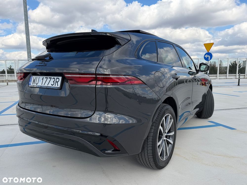 Jaguar F-Pace - 11