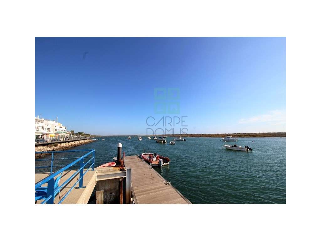 Moradia Algarvia Renovada a Poucos Passos da Ria e da Praia de Caba... - Grande imagem: 4/15