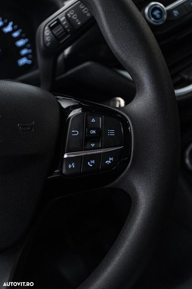 Ford Fiesta 1.1 Trend Connected - 21
