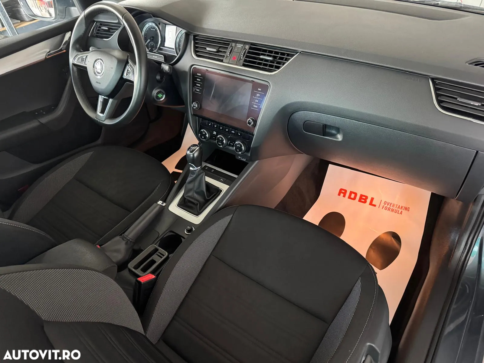 Skoda Octavia Combi 1.6 TDI Ambition - 8