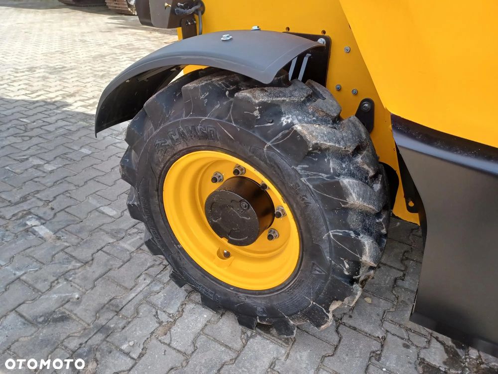 JCB 525-60 Agri Plus - 7