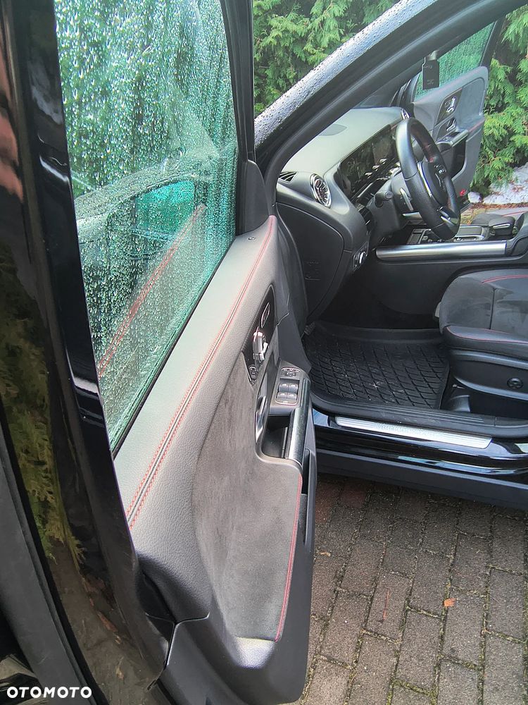 Mercedes-Benz GLA 250 8G-DCT AMG Line - 26