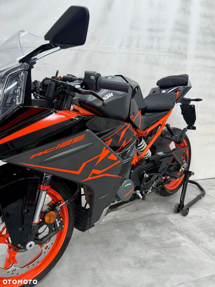 KTM RC 125 - 15