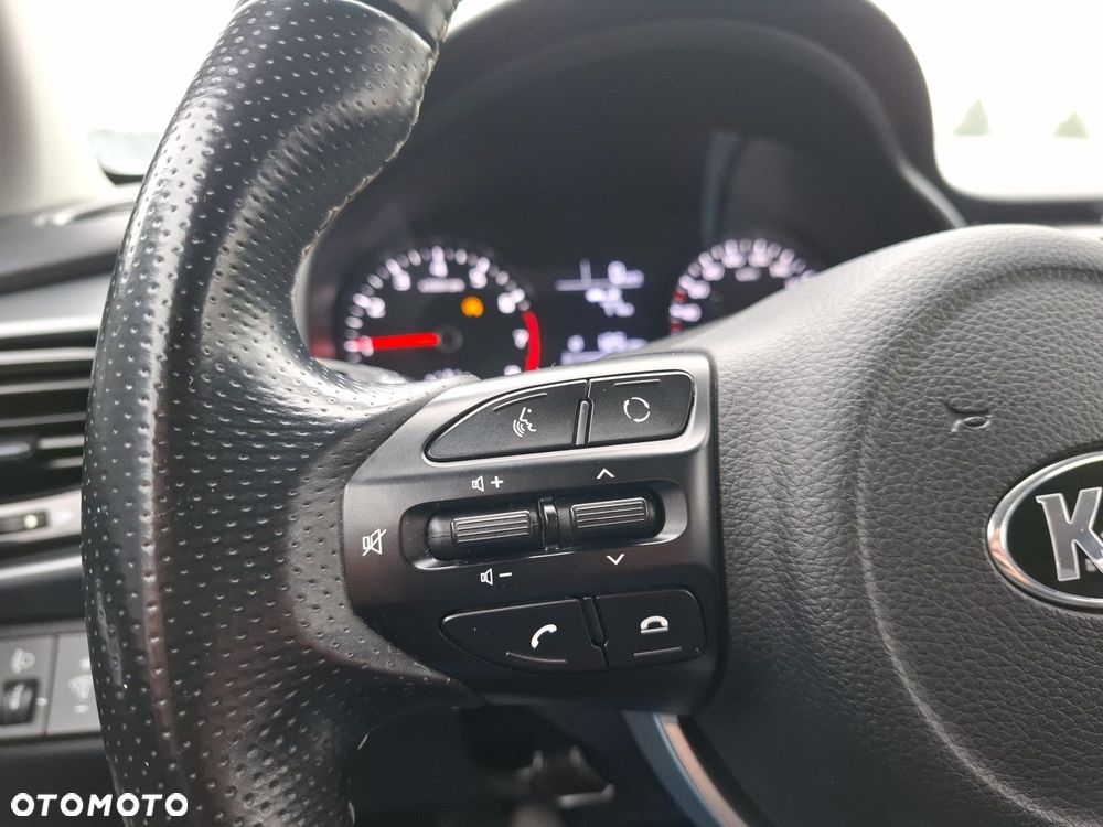 Kia Stonic 1.0 T-GDI L - 22