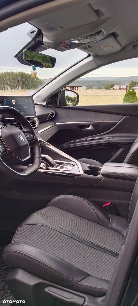 Peugeot 3008 1.6 PureTech HYbrid Allure S&S EAT8 - 15
