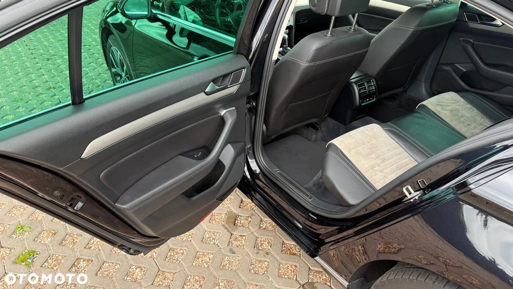 Volkswagen Passat 1.8 TSI BMT Highline DSG - 34