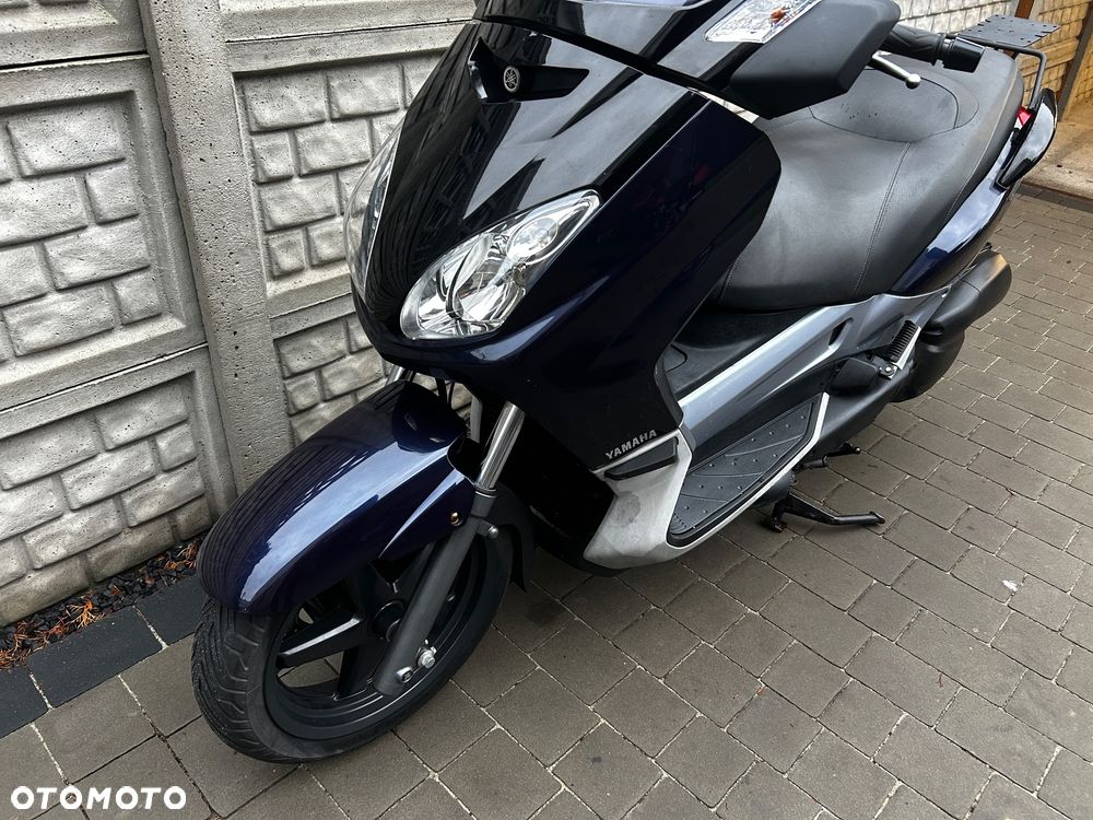 Yamaha X-max - 9
