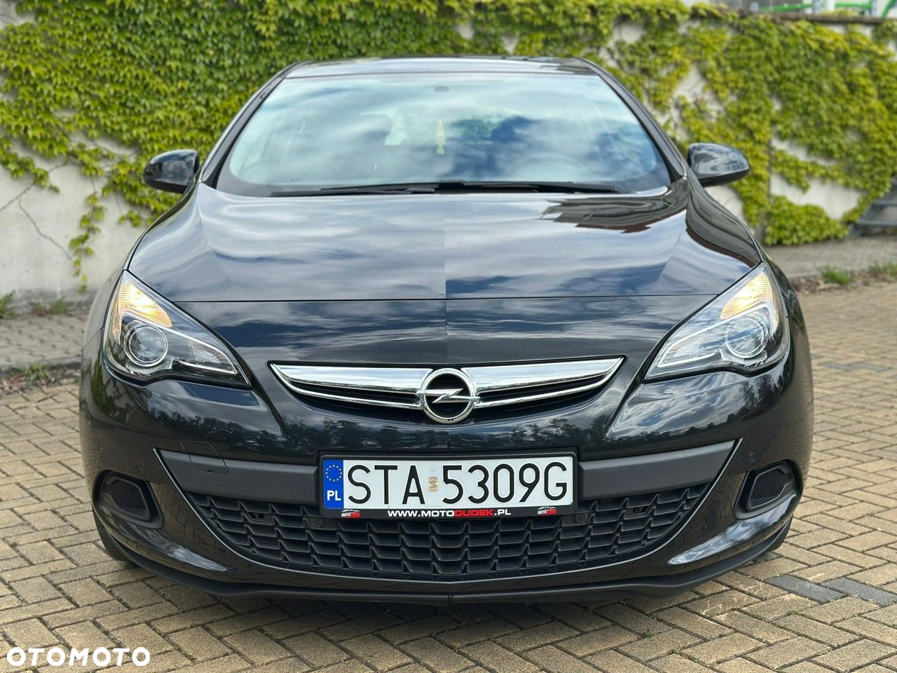 Opel Astra GTC 1.4 Turbo - 10