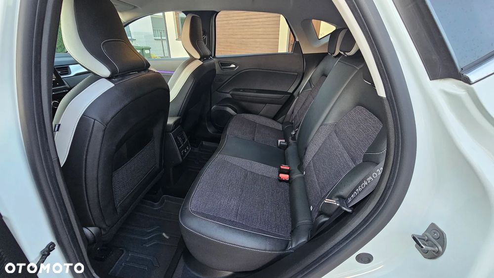 Renault Captur TCe Mild Hybrid 140 EDC GPF TECHNO - 9