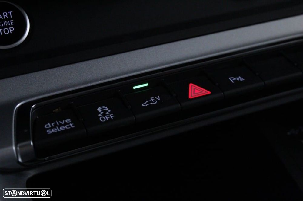 Audi Q3 Sportback 45 TFSIe S line S tronic - 33