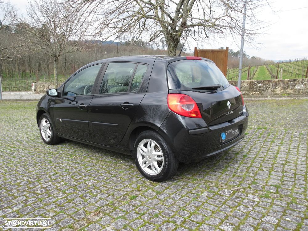 Renault Clio 1.2 16V Dynamique Luxe - 6
