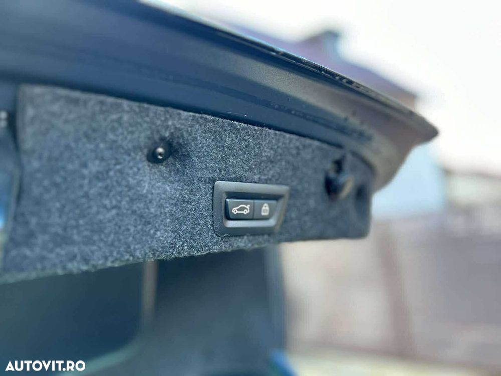 BMW Seria 5 528i xDrive AT - 17