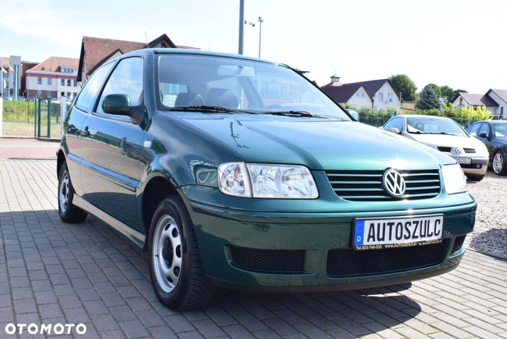 Volkswagen Polo - 1