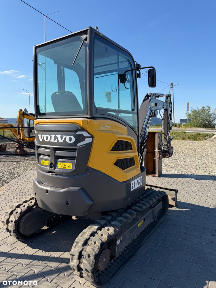 Volvo Ecr25D - 1