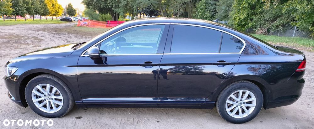 Volkswagen Passat - 10