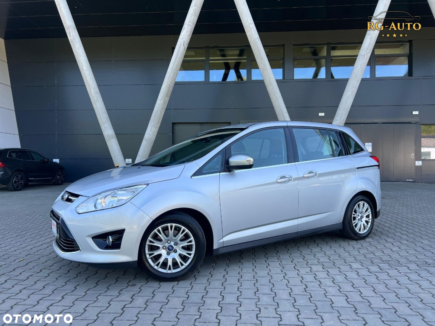 Ford Grand C-MAX - 14