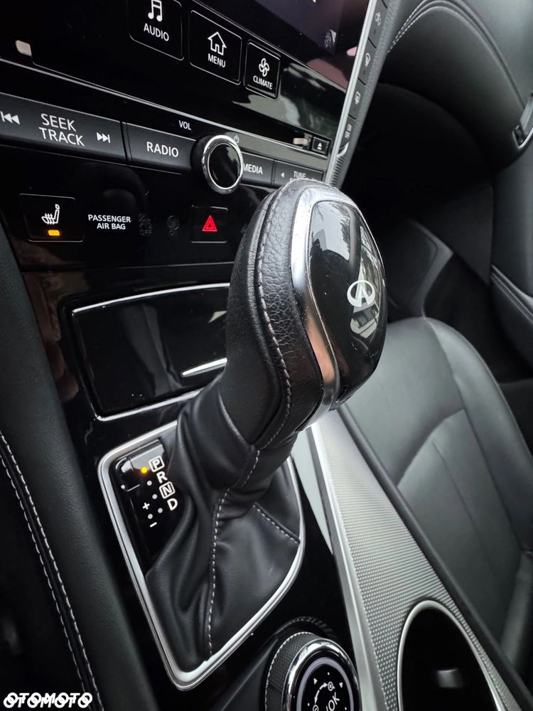 Infiniti Q50 2.0t Premium - 13