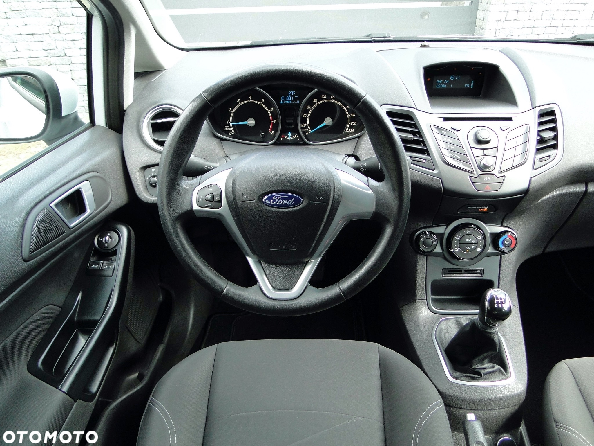 Ford Fiesta 1.25 Celebration - 10