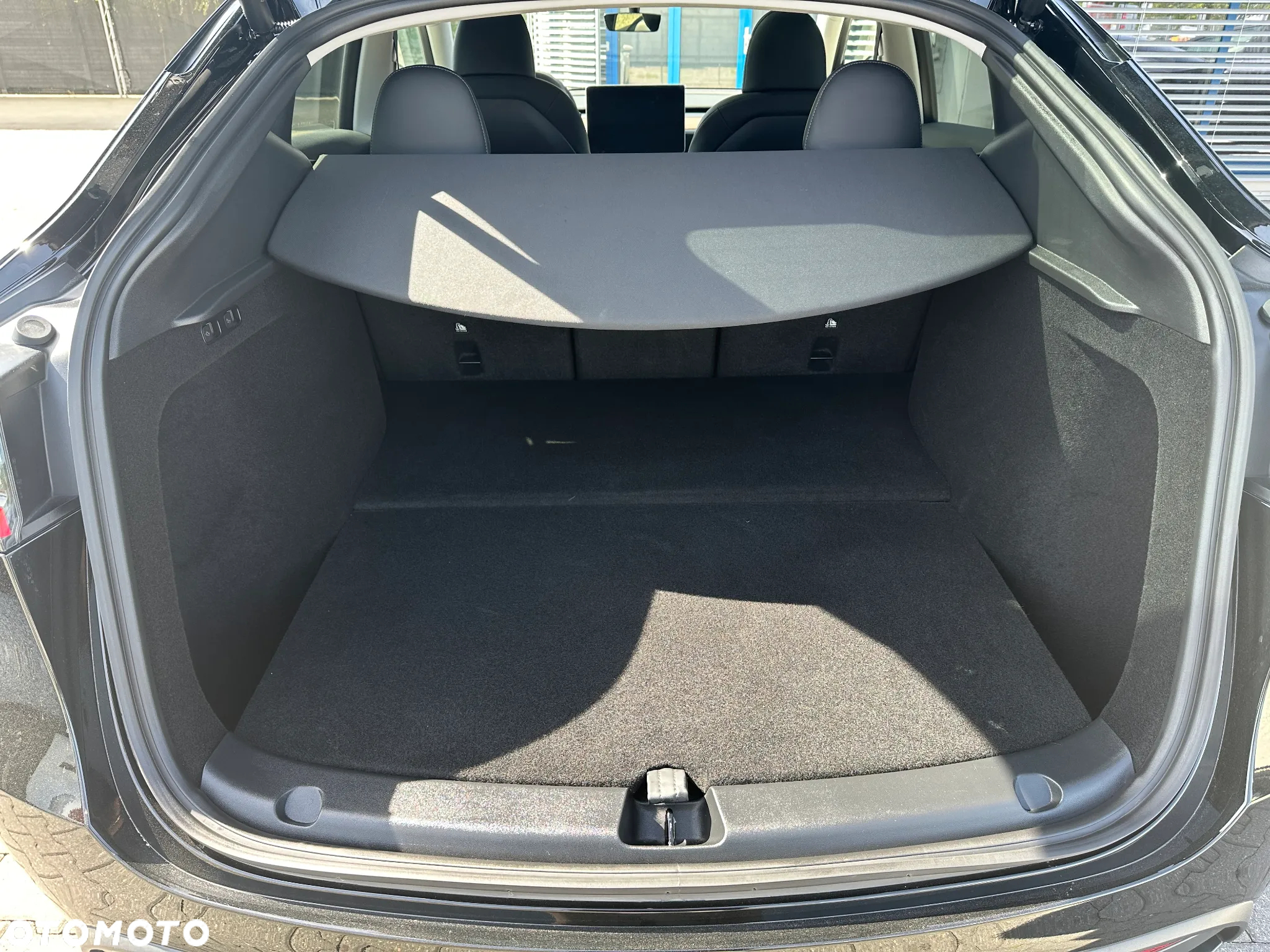 Tesla Y Model Long Range Dual Motor AWD - 10