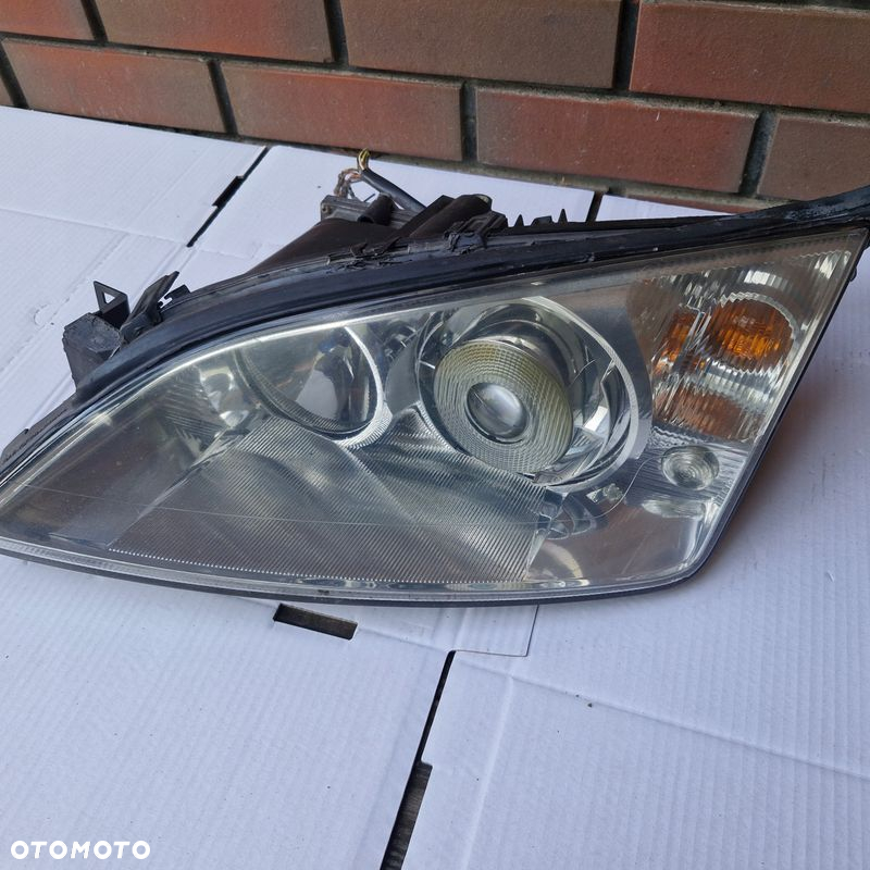 Lampa PRZEDNIA Lewa Ford Mondeo III XENON 06r. KOMPLETNA - 10