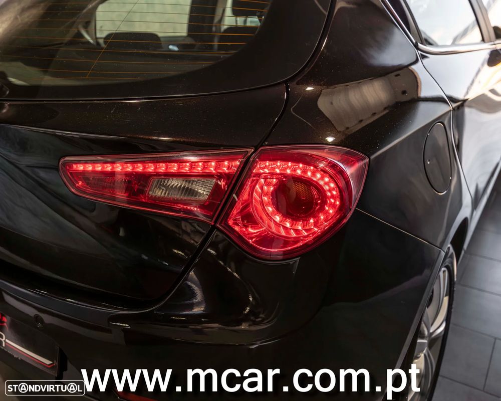 Alfa Romeo Giulietta 1.6 JTDM 16V - 5