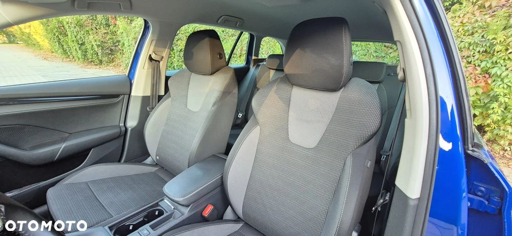Skoda Octavia 2.0 TDI Active - 12