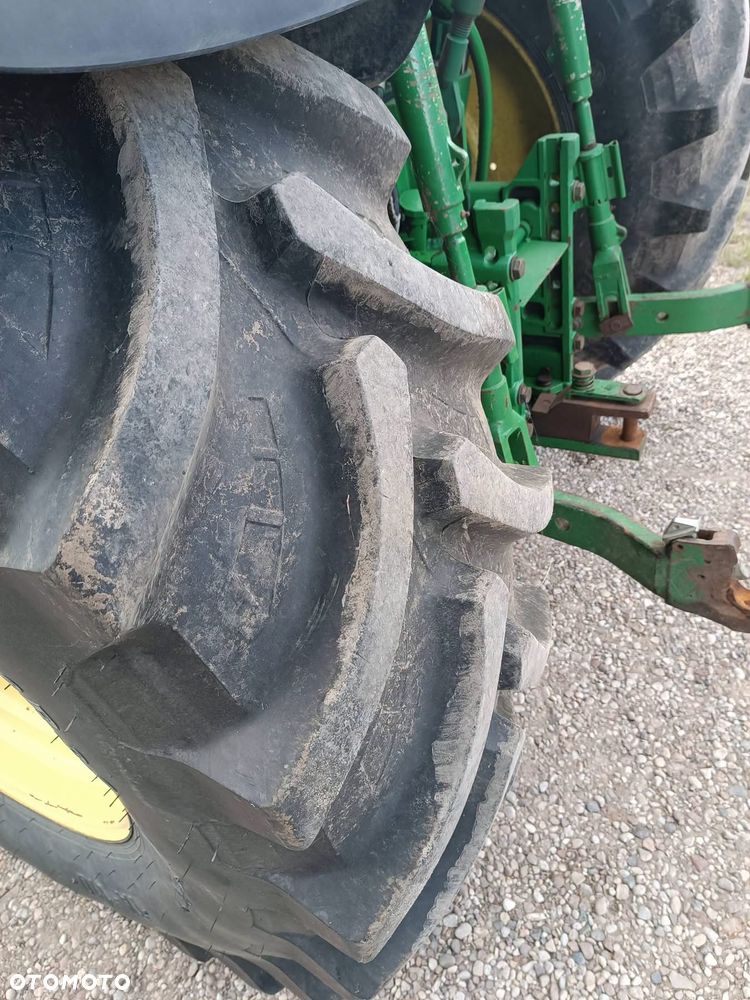 John Deere 6930 - 7