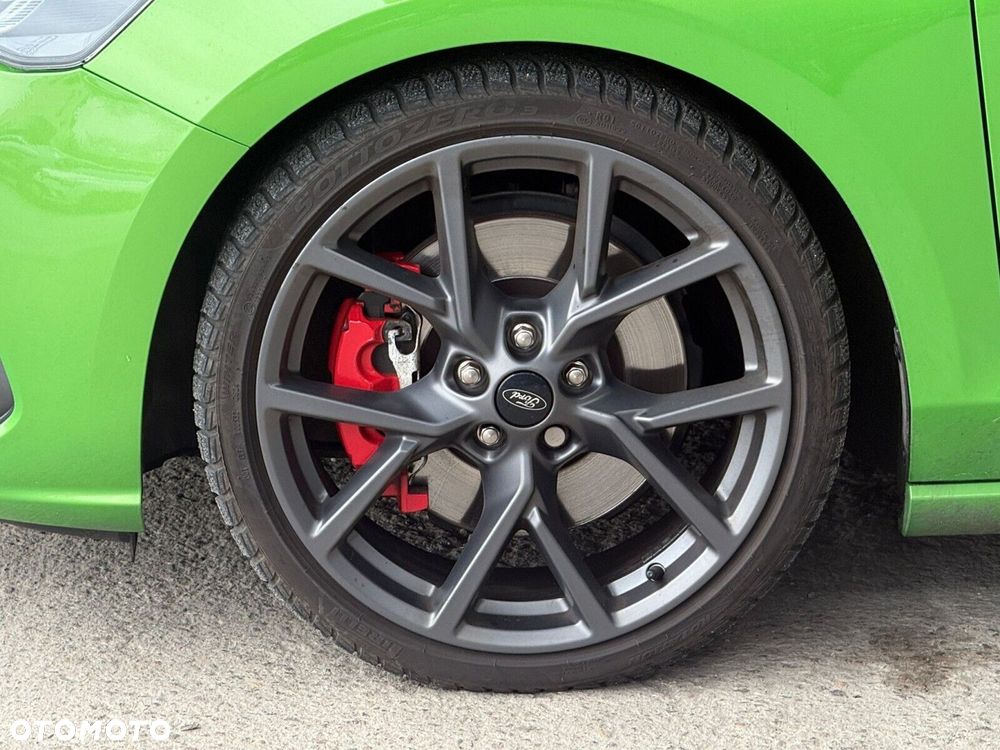 Ford Focus - 9
