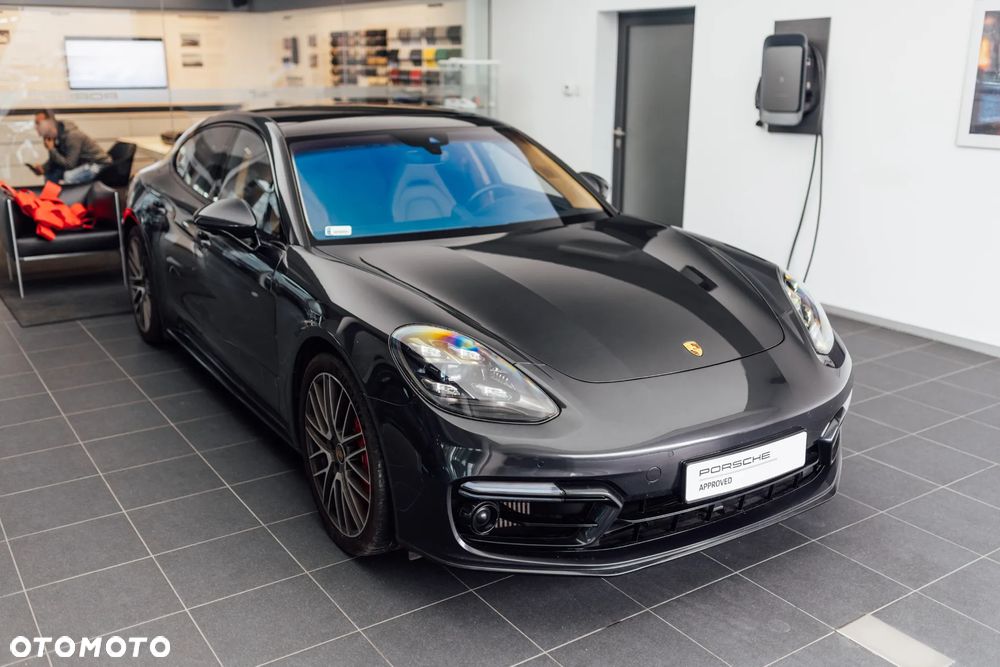 Porsche Panamera GTS - 7