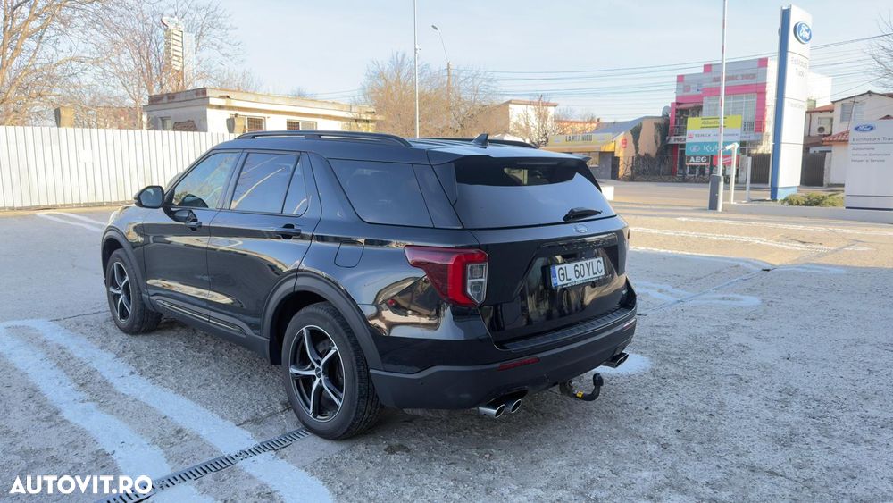 Ford Explorer 3.0 PHEV ST-Line - 8